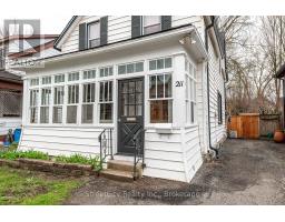 211 ALBERT STREET - 2