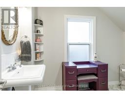 211 ALBERT STREET - 33