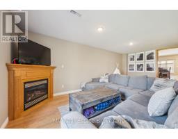 213 FREDERICK COURT - 20