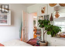 2 CORIANO STREET - 18