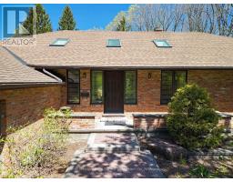258 WINDERMERE COURT E - 2