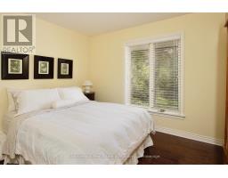 258 WINDERMERE COURT E - 23