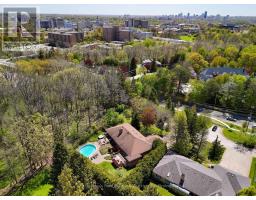 258 WINDERMERE COURT E - 40