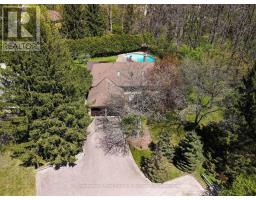 258 WINDERMERE COURT E - 42