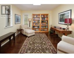 258 WINDERMERE COURT E - 5