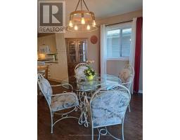 460 RICHARD CRESCENT - 2