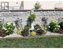 460 RICHARD CRESCENT - 24