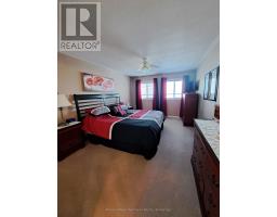 460 RICHARD CRESCENT - 9