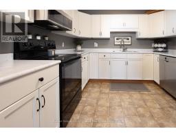103 GREGORY CRESCENT - 10