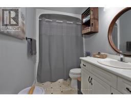 103 GREGORY CRESCENT - 19