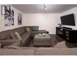 103 GREGORY CRESCENT - 21