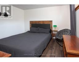 103 GREGORY CRESCENT - 23