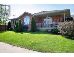 103 GREGORY CRESCENT - 4