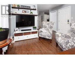 103 GREGORY CRESCENT - 9