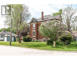 135 ST. DAVID STREET N - 3