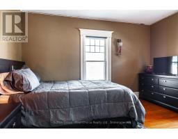 135 ST. DAVID STREET N - 32