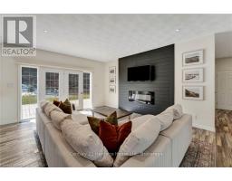 30 DOUGLAS STREET - 24