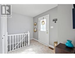 707 RESERVE AVENUE S - 5