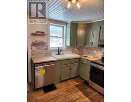 246 WELLINGTON STREET - 10