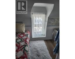 246 WELLINGTON STREET - 40