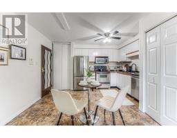 UNIT 9 - 331 NORTHLAKE DRIVE - 13