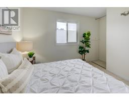 UNIT 9 - 331 NORTHLAKE DRIVE - 28