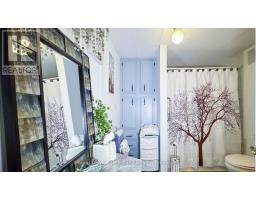 45 REDFORD DRIVE - 26