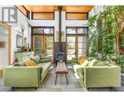 62 TUYLL STREET - 30