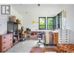62 TUYLL STREET - 39