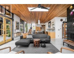 62 TUYLL STREET - 7