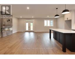 323 ORR STREET - 12