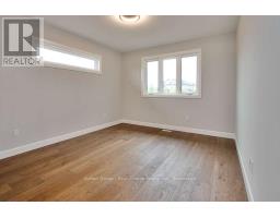 323 ORR STREET - 16