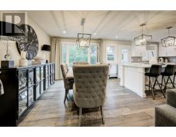 34 JACKSON CRESCENT - 11