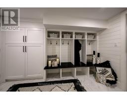 34 JACKSON CRESCENT - 35