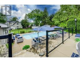 34 JACKSON CRESCENT - 45
