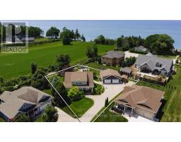 24 THIMBLEWEED DRIVE - 2