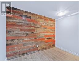 24 THIMBLEWEED DRIVE - 27