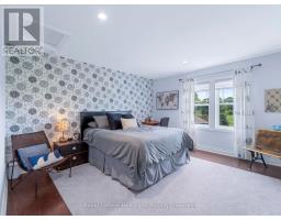 24 THIMBLEWEED DRIVE - 38