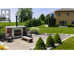24 THIMBLEWEED DRIVE - 49
