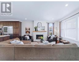 24 THIMBLEWEED DRIVE - 8