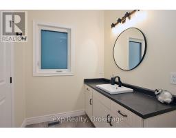 208 DUNCAN STREET - 16