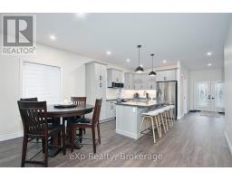 208 DUNCAN STREET - 9