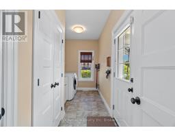 32 THIMBLEWEED DRIVE - 11
