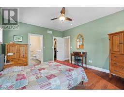 32 THIMBLEWEED DRIVE - 14