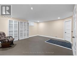 32 THIMBLEWEED DRIVE - 28