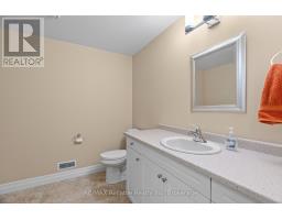 32 THIMBLEWEED DRIVE - 30