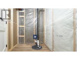 52 DEER RIDGE LANE - 32