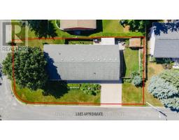 110 ONTARIO STREET N - 44