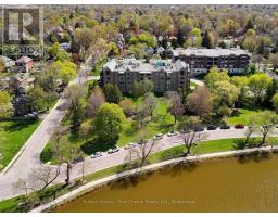 206 - 30 FRONT STREET - 33