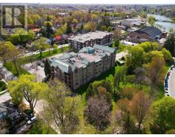 206 - 30 FRONT STREET - 34